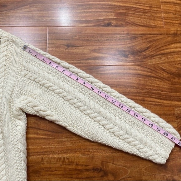 Vintage Women's Cream Thick Cable Knit Button Chunky Cardigan Size Large Classic - Picture 14 of 14